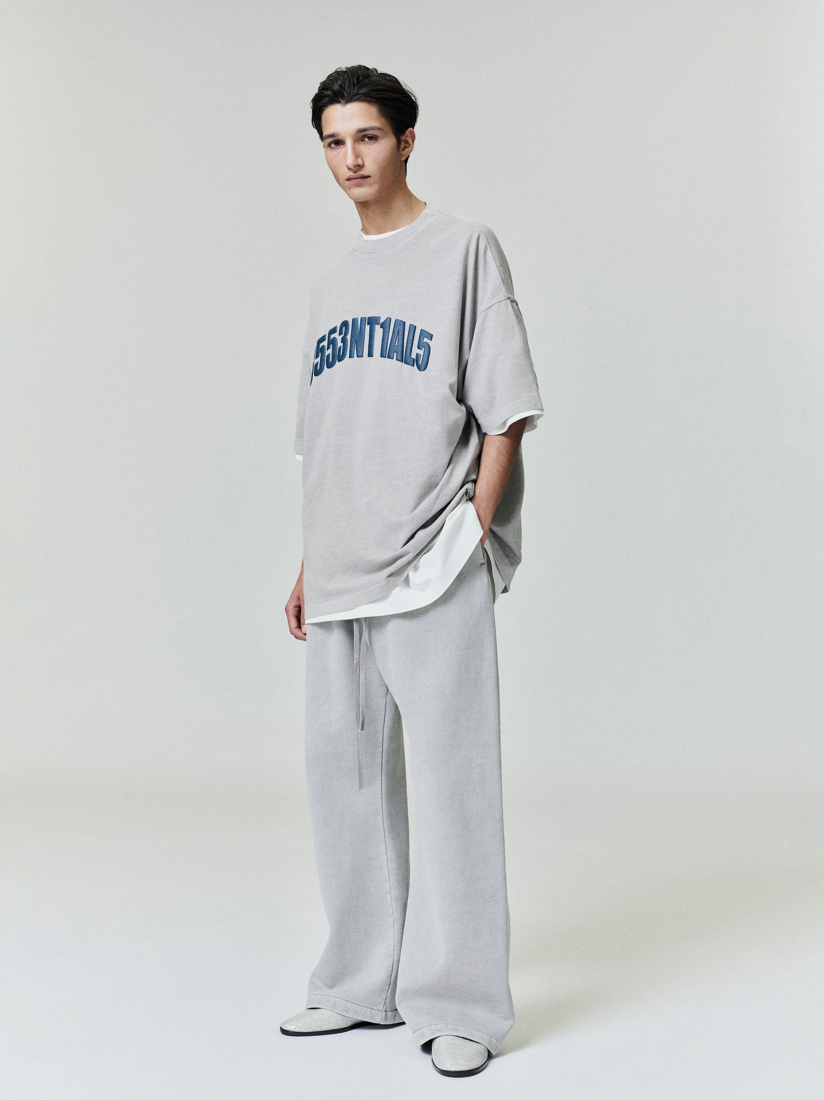 New York 90s Tee - Image 11