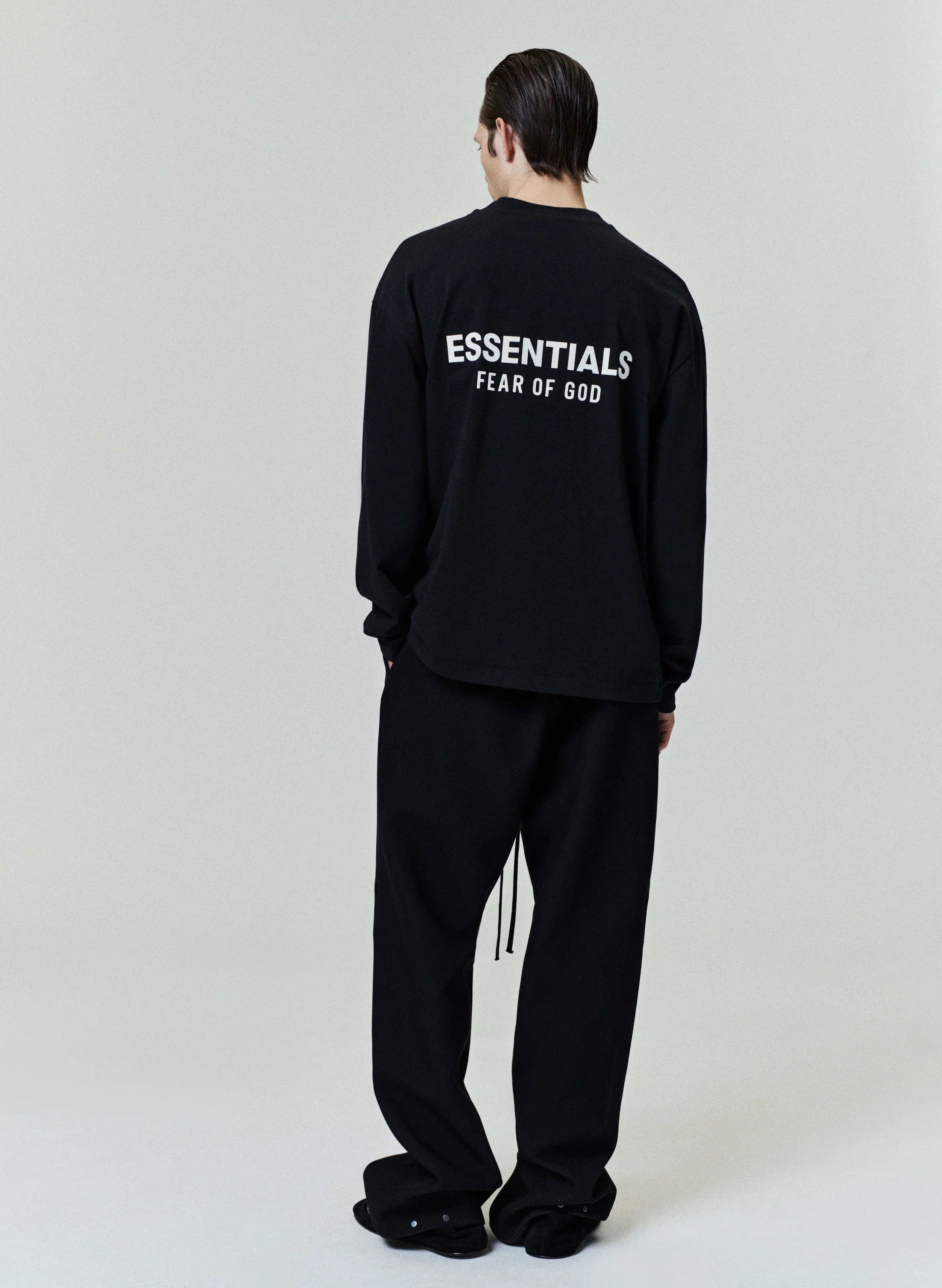 Essentials Classic Long Sleeve Tee - Image 2