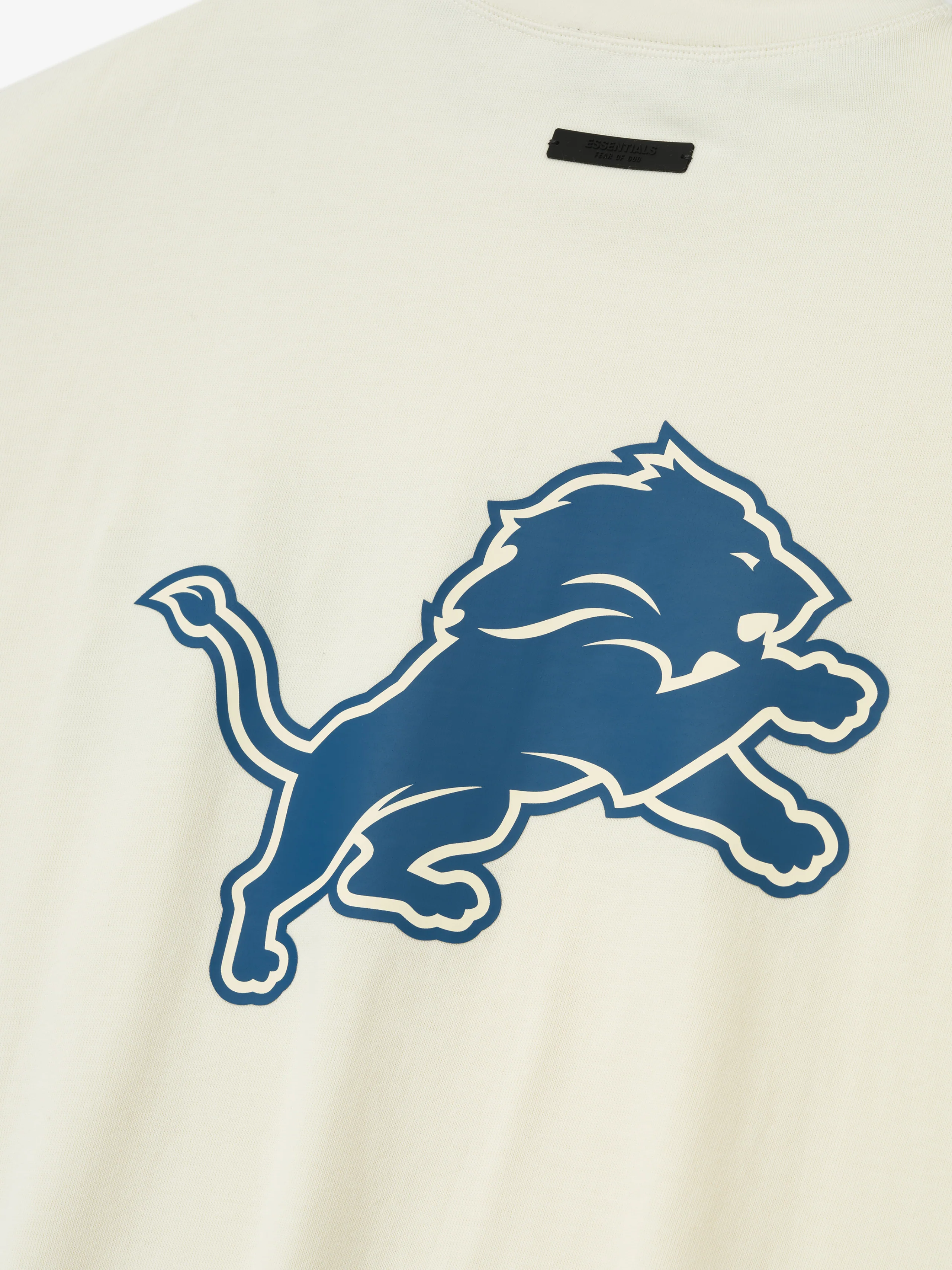 Lions 90s 3/4 Sleeve Football Tee - Image 4