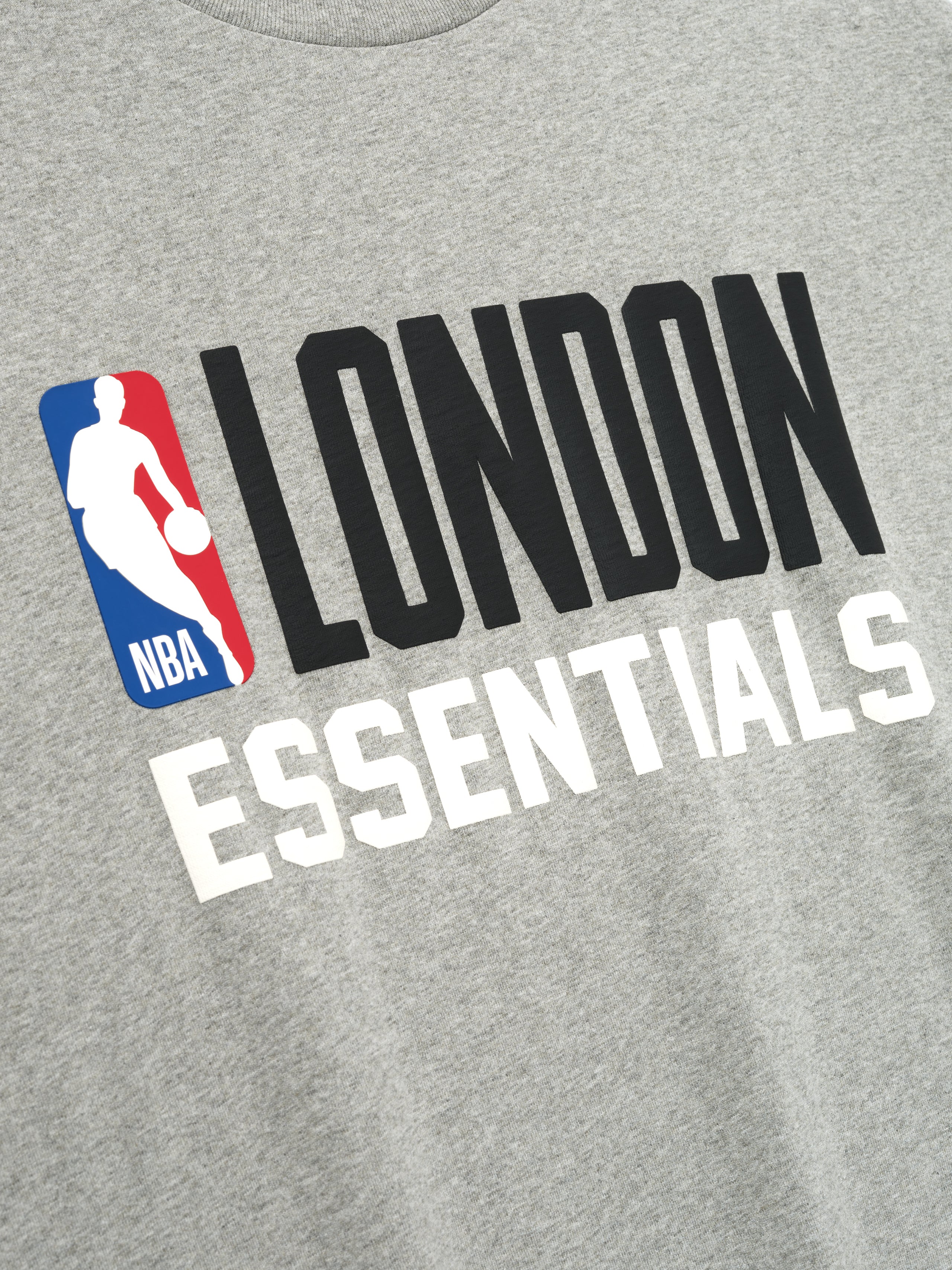 London 90s Fit Tee - Image 3